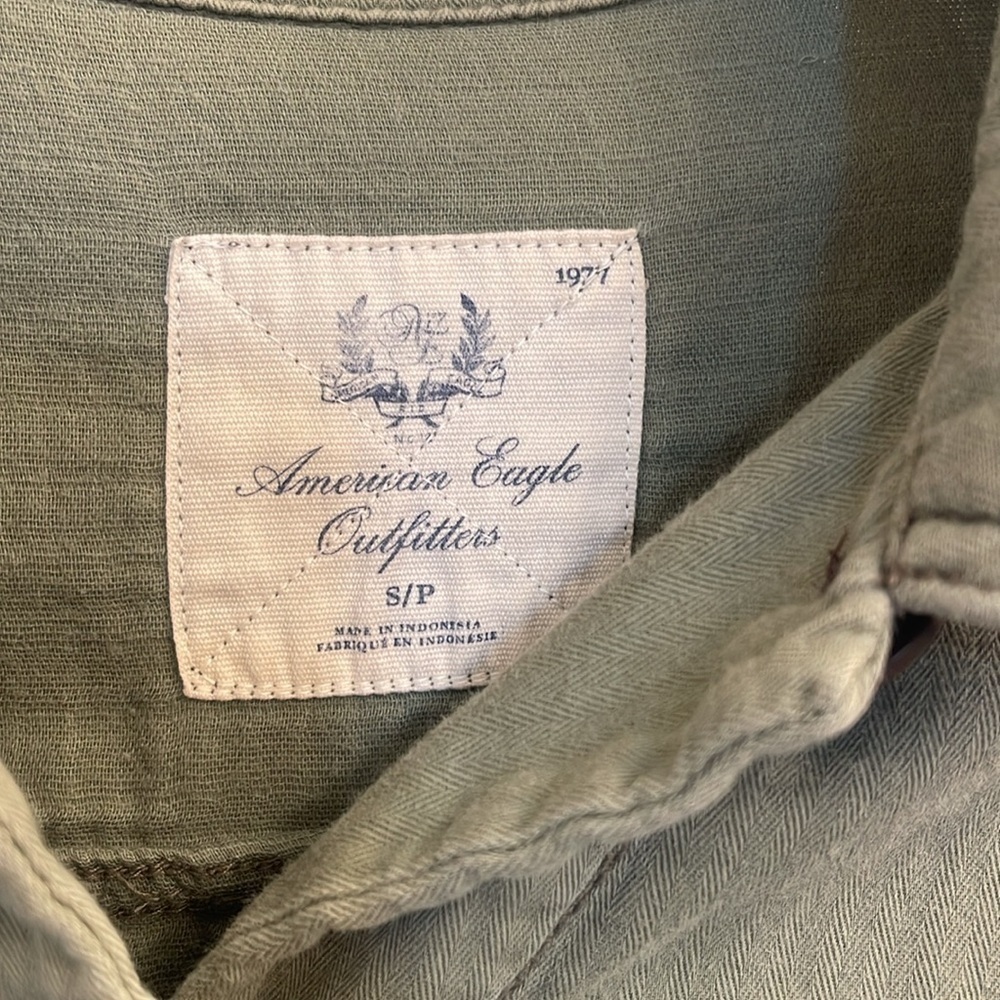 American Eagle jacket size small great condition - Picture 2 of 4